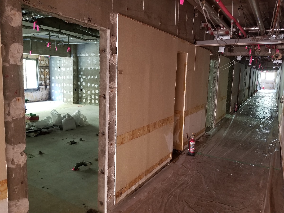 4階客室改装工事中 会津東山温泉 原瀧